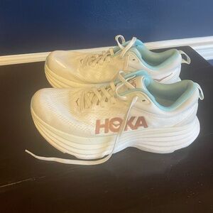 Hoka bondi 8 White Running Sneakers size 7 B supportive plantar fasciitis